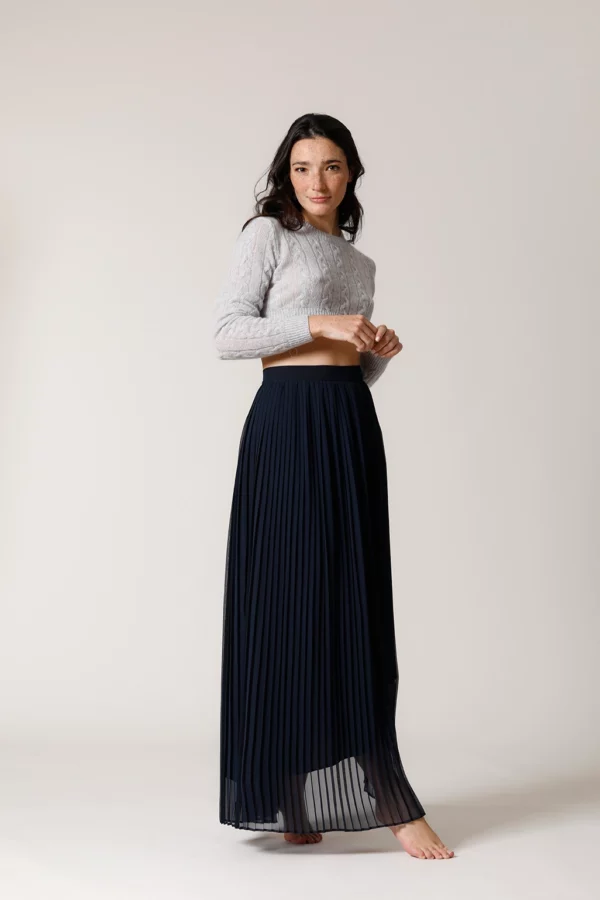 Pleated maxi skirt. Pleated fabric maxi skirt. Pleated maxi jupe